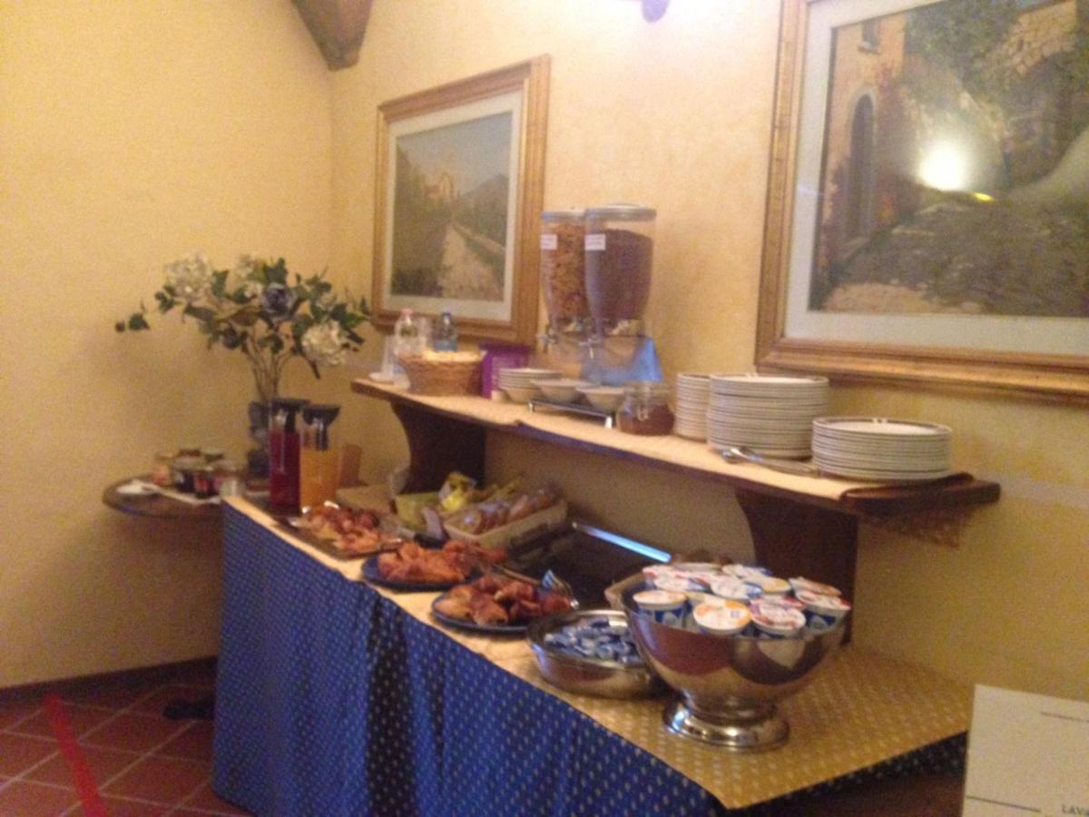 Hotel Filippeschi Orvieto Exteriör bild